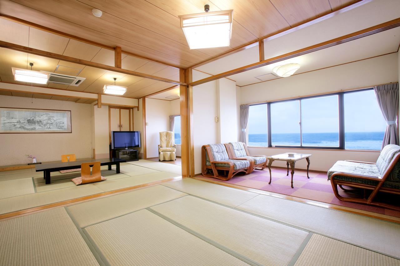 Inubosaki Kanko Hotel Choshi Rum bild